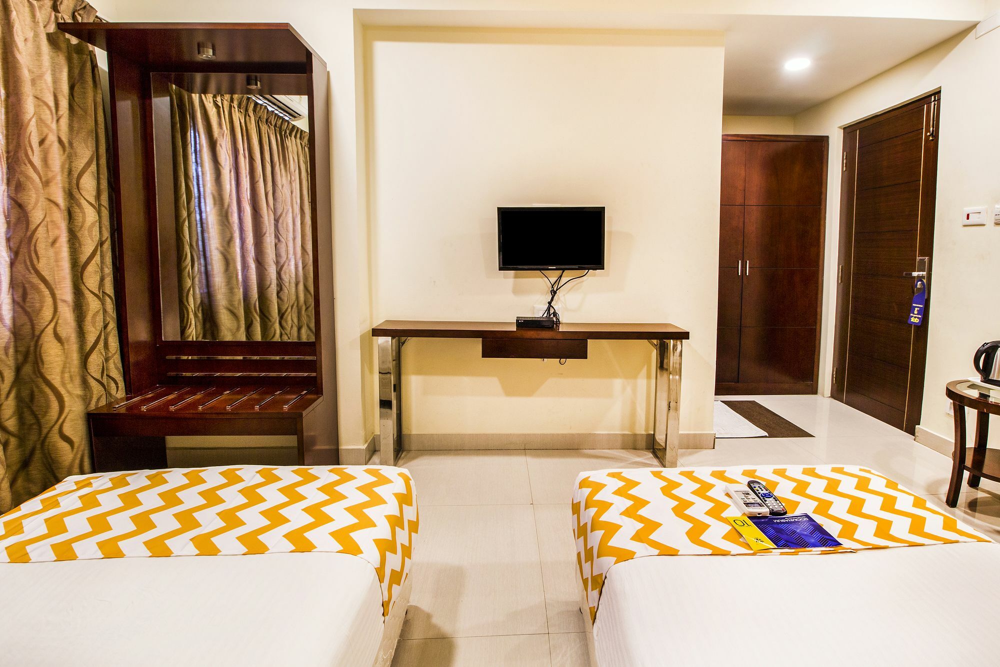 צ'נאי Fabhotel Alreef Residency מראה חיצוני תמונה